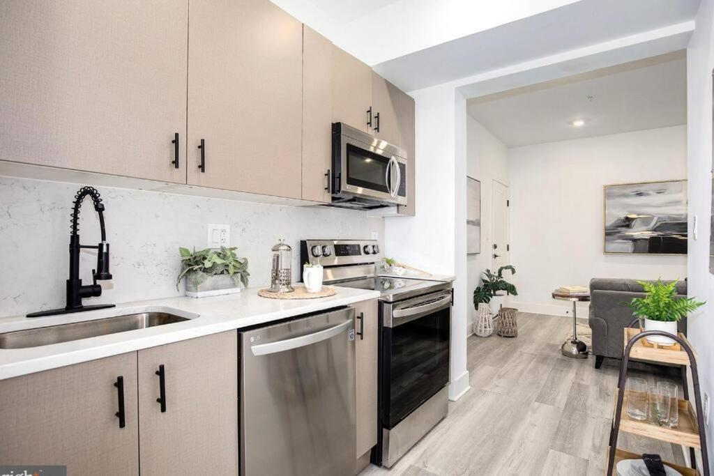 Amazing Capital Hill Apt , Step Away Gym, Shopping ワシントン エクステリア 写真